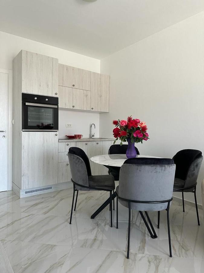 Villa Holiday Apartments Bar Esterno foto