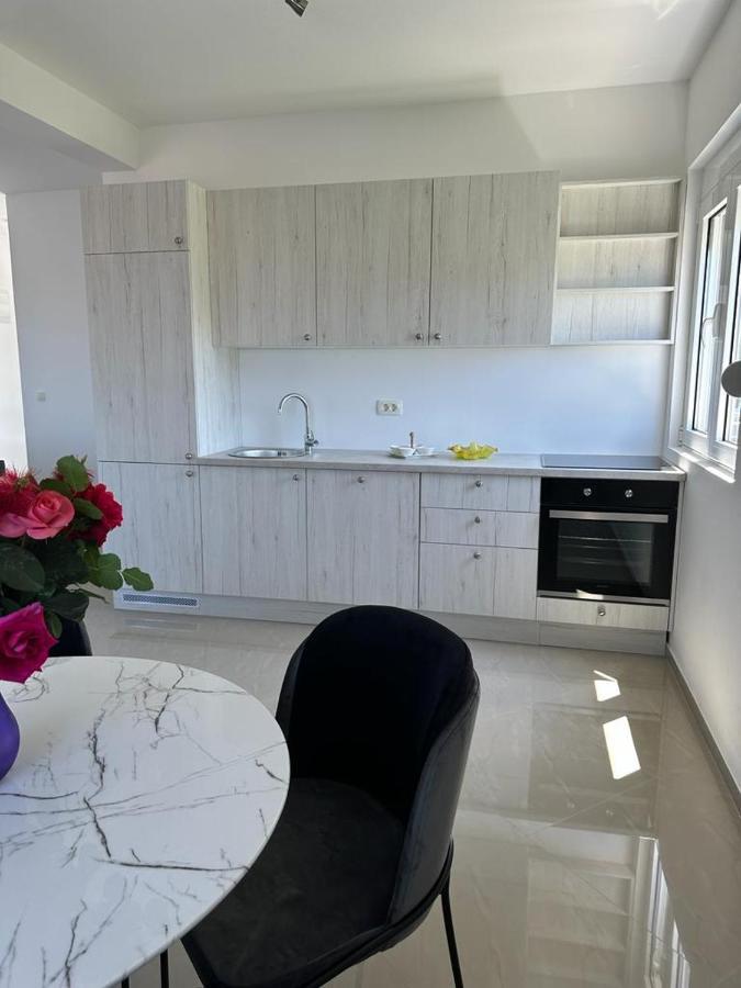 Villa Holiday Apartments Bar Esterno foto